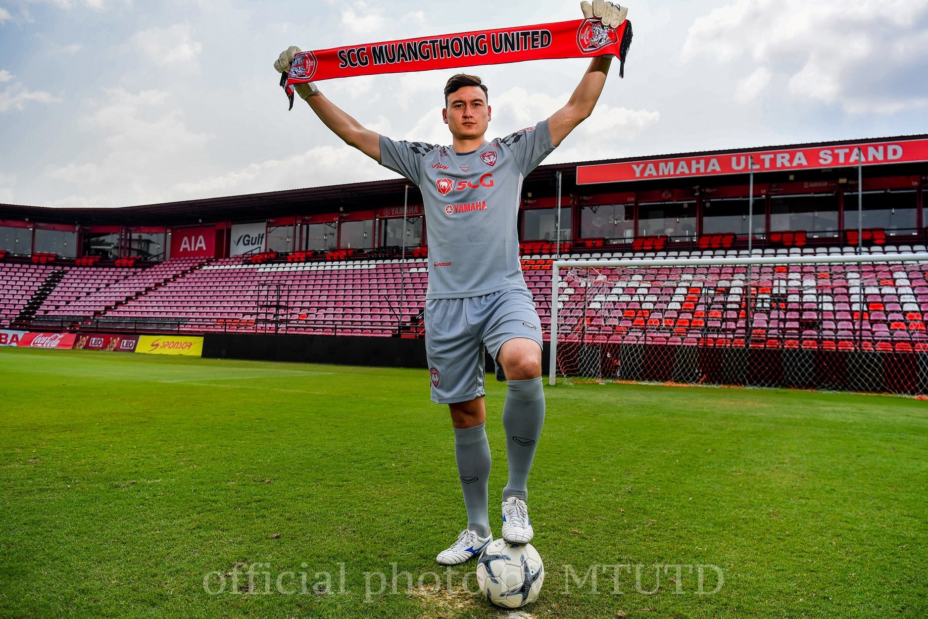 Văn Lâm tập buổi đầu tiên ảnh 1 Van Lam tap buoi dau tien anh 1