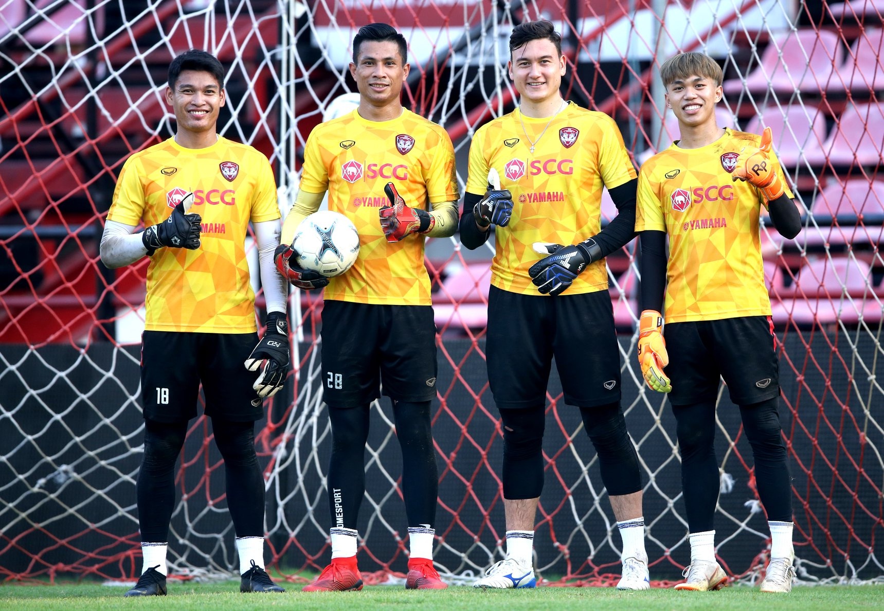 Văn Lâm tập buổi đầu tiên ảnh 3 Van Lam tap buoi dau tien anh 3