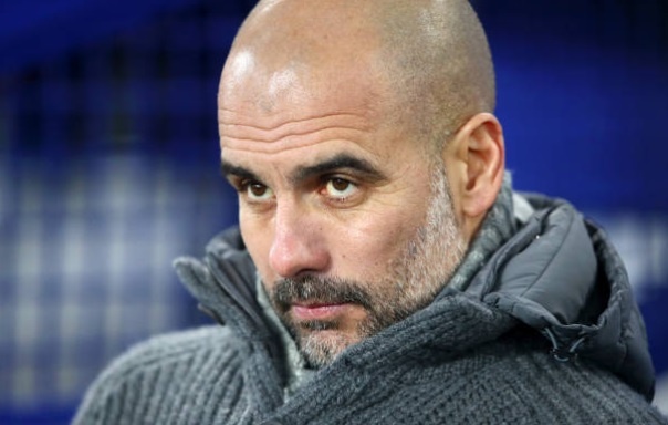 Man City len ngoi dau bang Premier League sau tran thang Everton hinh anh