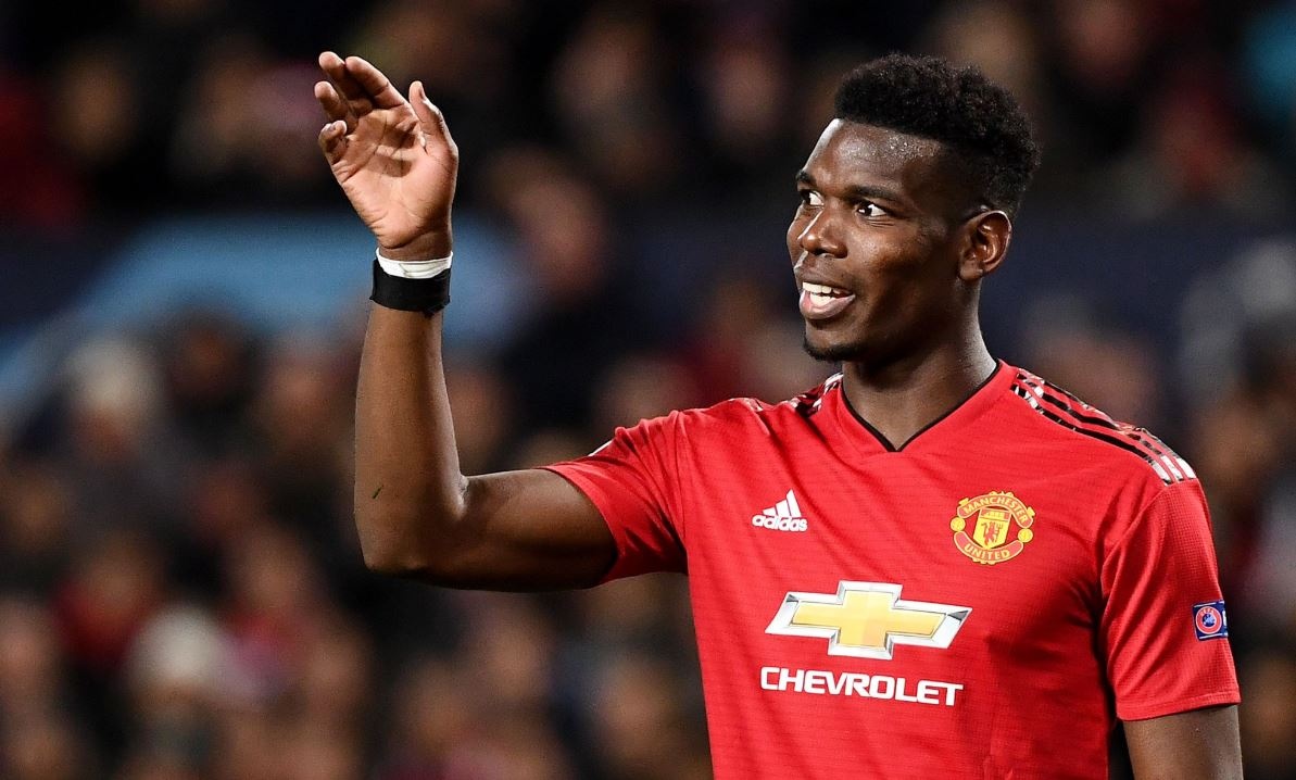 Chelsea 0-2 Man Utd: Pogba ruc sang hinh anh