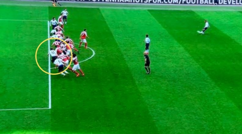 2 qua penalty sai lam anh 1