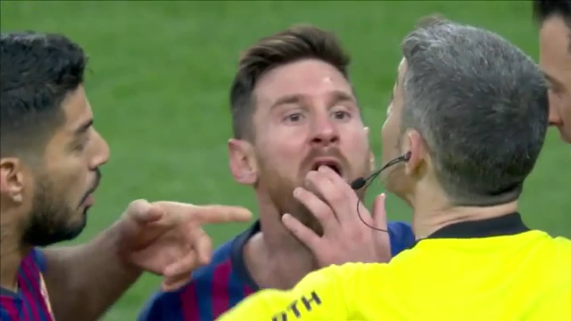 Messi noi cau voi Ramos anh 6