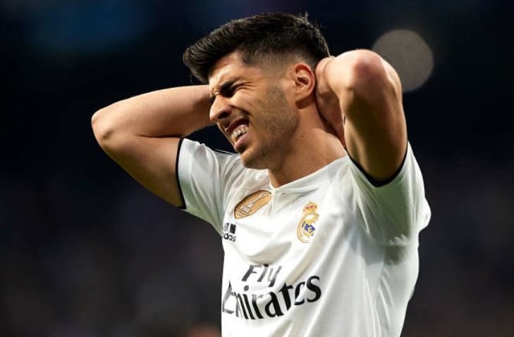 VAR bat luc khi xac dinh ban thua thu 3 cua Real Madrid hinh anh