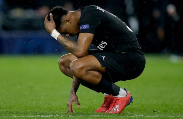 Tinh huong VAR giup MU lam nen man nguoc dong lich su truoc PSG hinh anh