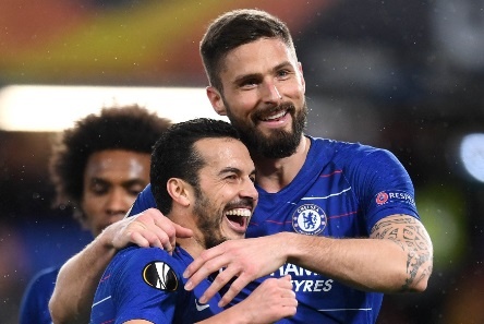 Chelsea rong cua vao tu ket Europa League sau tran thang 3-0 hinh anh