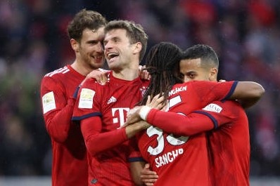 Highlights Bundesliga: Bayern Munich 6-0 Wolfsburg hinh anh