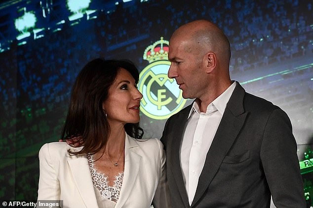 Zidane trở lại Real Madrid ảnh 4 Zidane tro lai Real Madrid anh 4