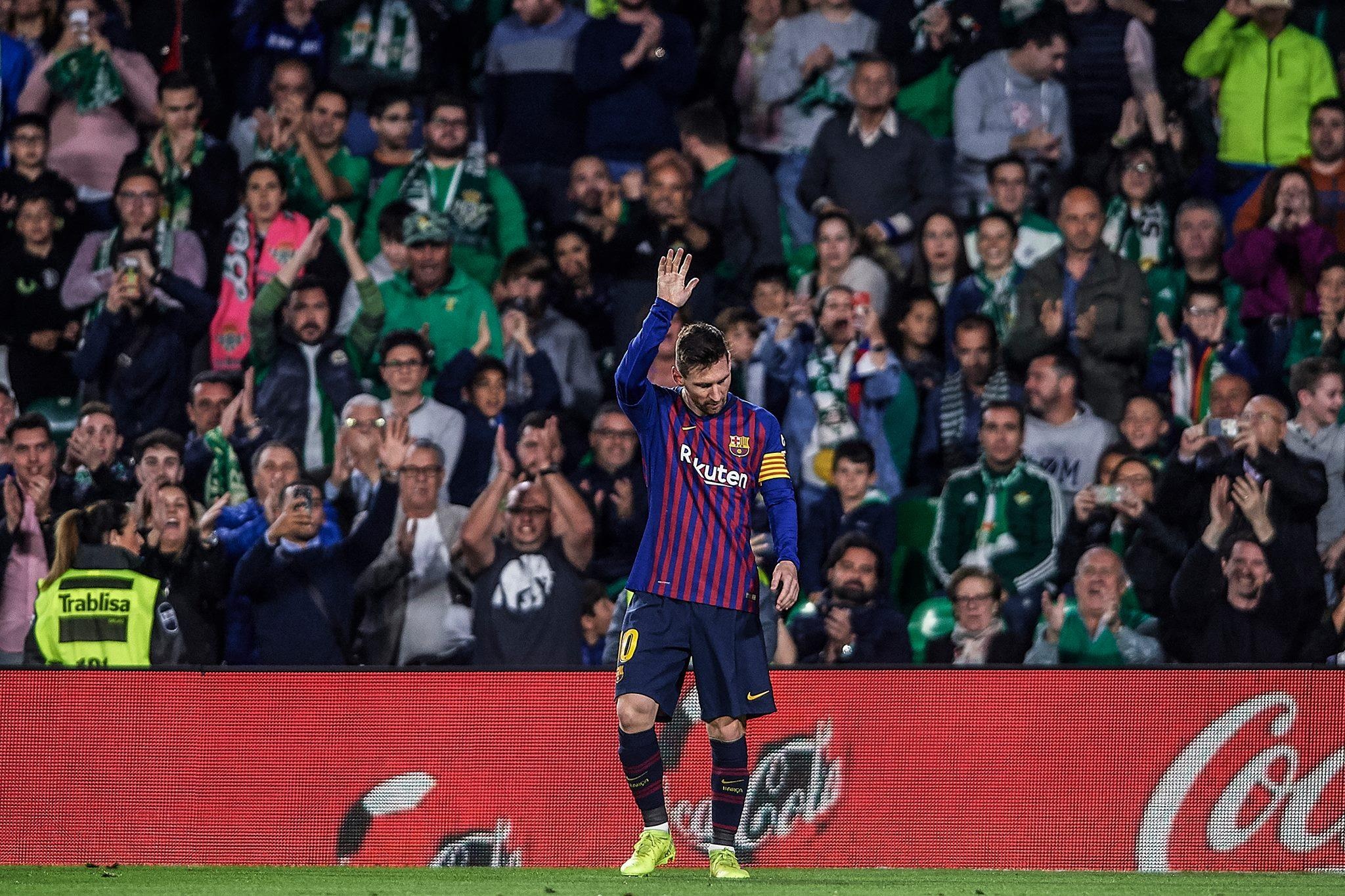 MU vs Barca,  Messi,  Barca vs Betis,  Barcelona anh 3