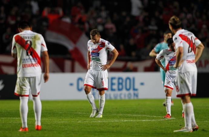 Nacional Potosi thua du dut diem 54 lan anh 1