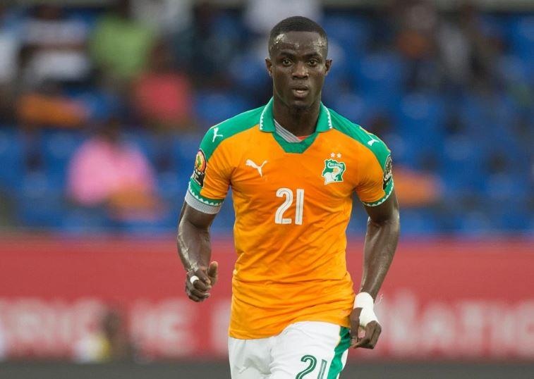 Hau ve MU suyt nuot luoi khi tro ve phuc vu tuyen quoc gia hinh anh