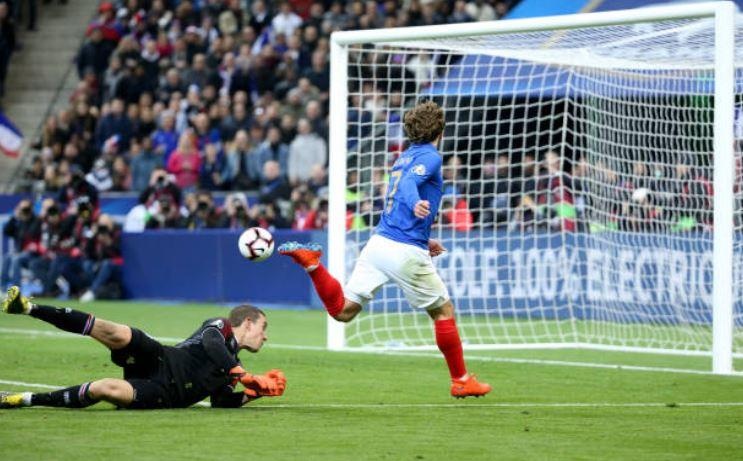 Phap thang Iceland 4-0 anh 7