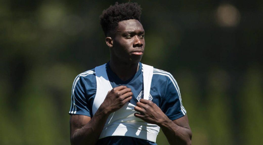 Doi hinh duoi 25 tuoi  cua Bayern anh 6