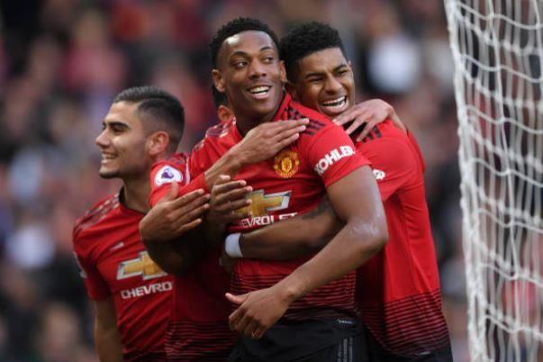 Thanh tich lan dau xuat hien tai Man Utd sau 23 nam hinh anh