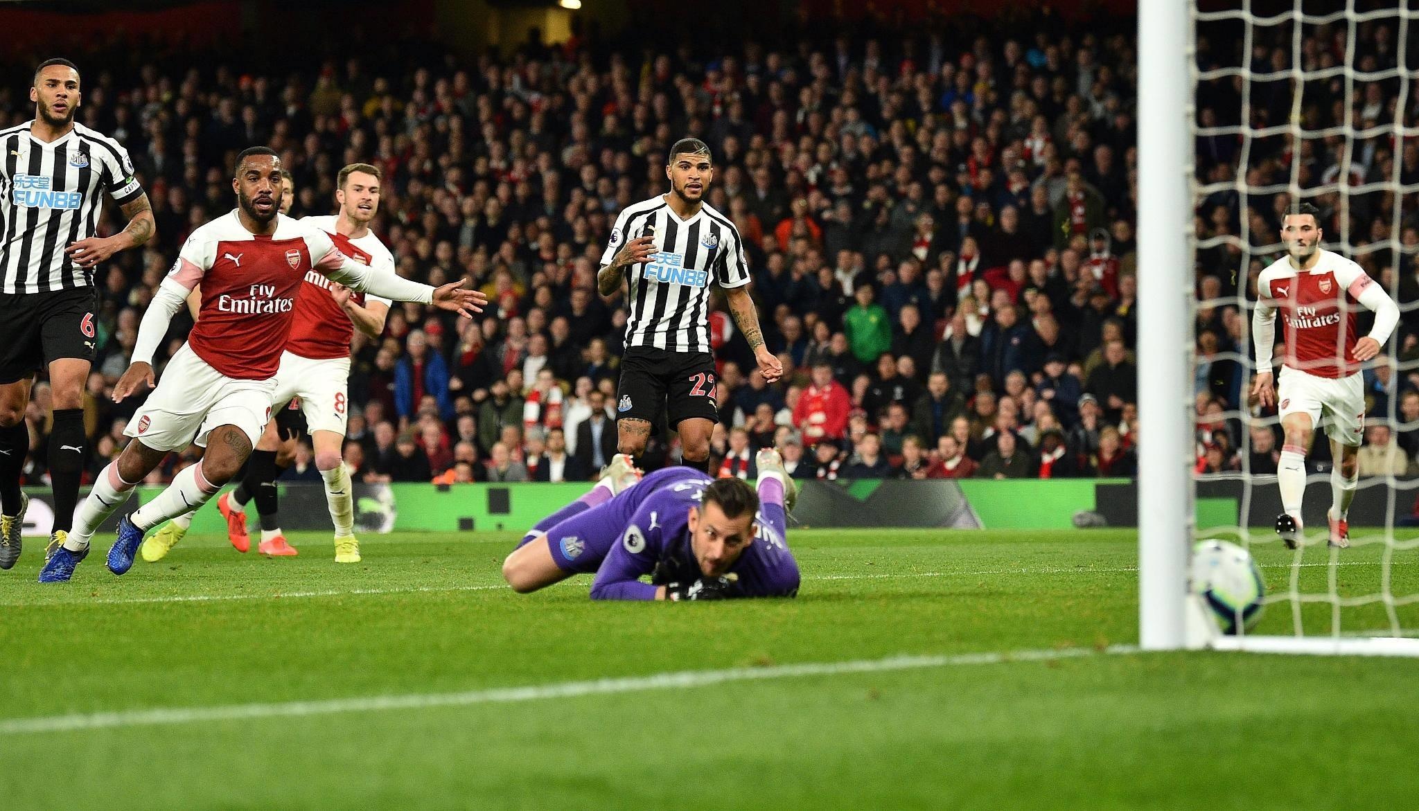 Arsenal thang Newcastle anh 1