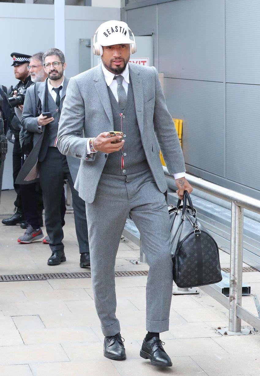 Messi sang Anh doi dau MU anh 9