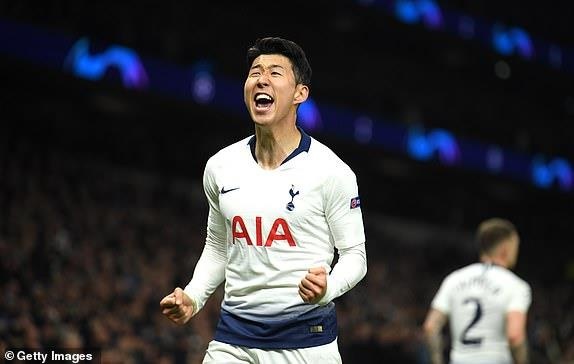 HLV Pochettino đưa CĐV quá khích rời sân ảnh 8 HLV Pochettino dua CDV qua khich roi san anh 8