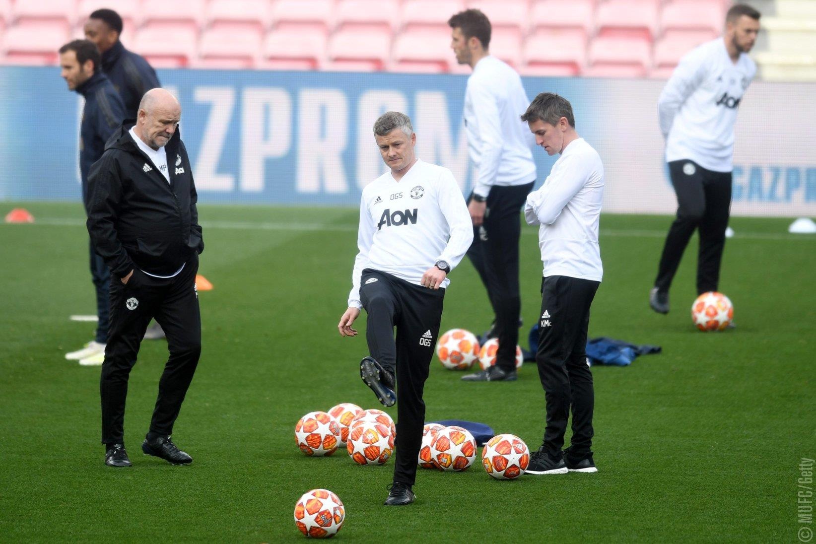 Sanchez tro lai tap luyen cung MU anh 8