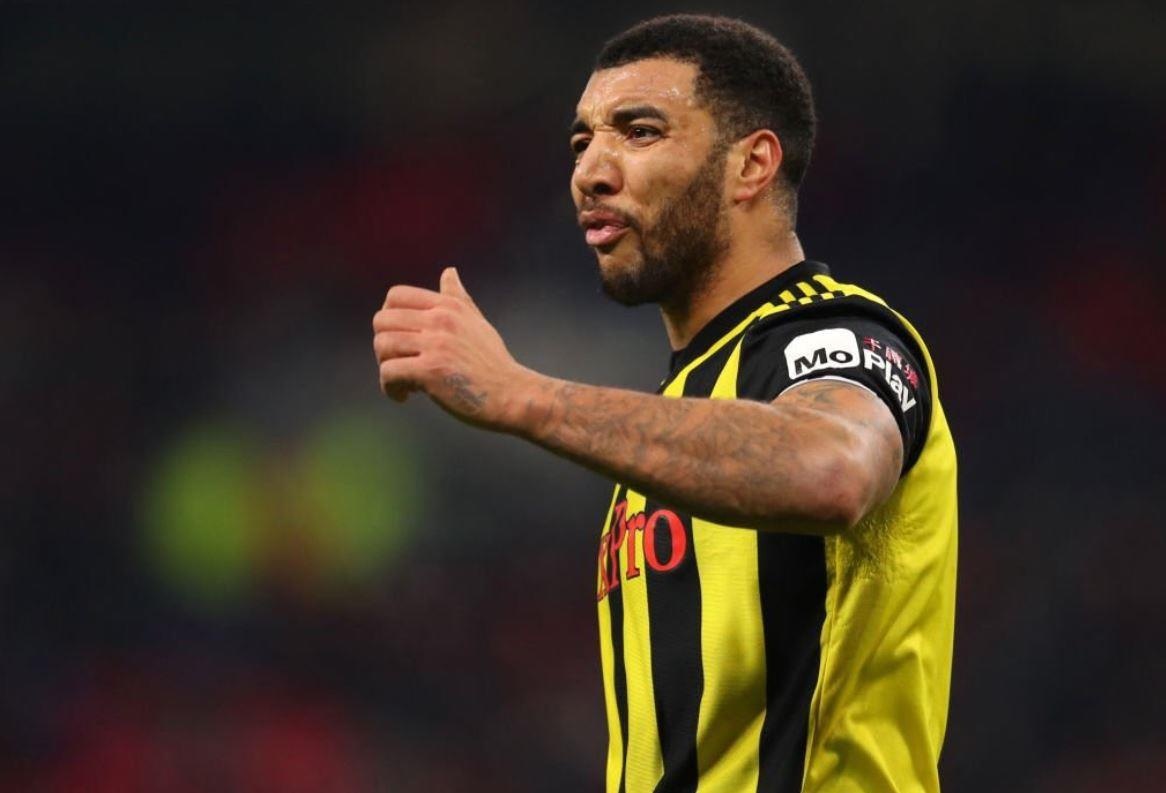 Arsenal tro lai top 4 anh 2