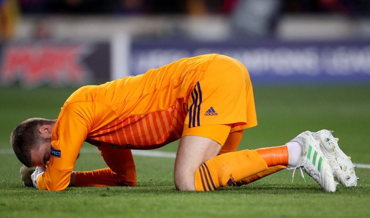 Sir Alex that than nhin MU thua BArca anh 8