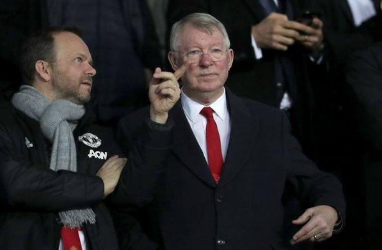 Sir Alex Ferguson buon ba nhin Man Utd bi Barca vui dap tai Nou Camp hinh anh