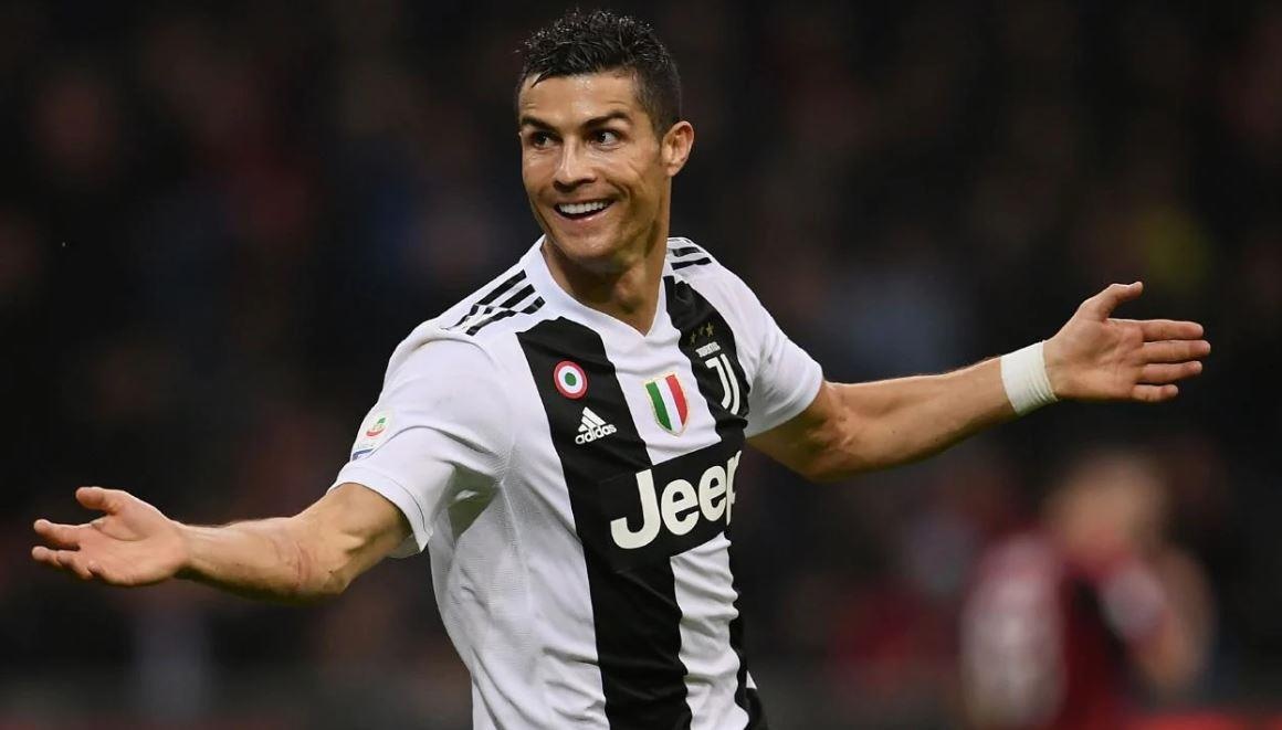 Ronaldo giup Juventus lap thanh tich chua tung co hinh anh