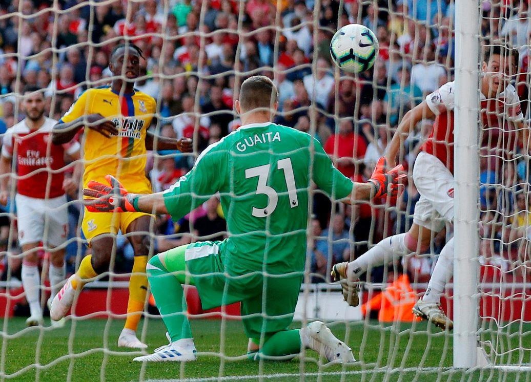 Oezil ky thuat dac biet anh 2