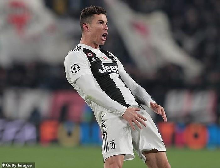 Neymar bi treo gio 3 tran anh 2