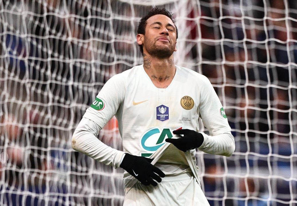 PSG ve nhi o cup quoc gia anh 2