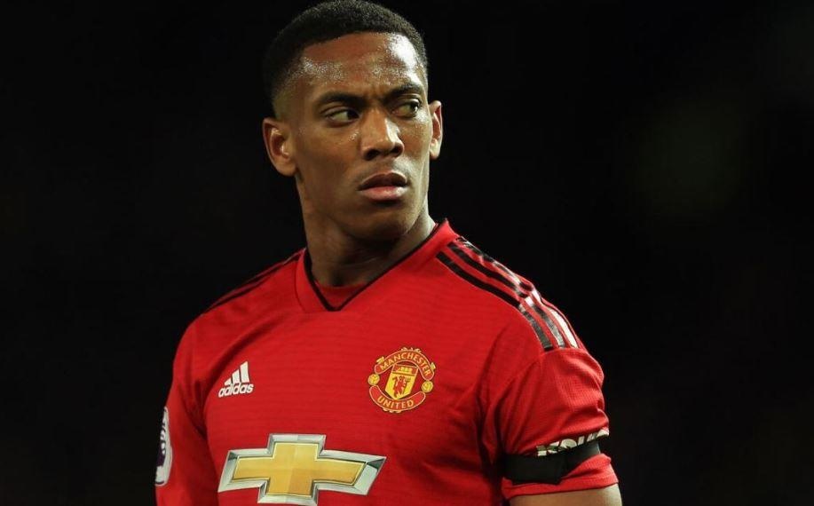 Martial gay phan no vi khoi dong hoi hot truoc dai chien Chelsea hinh anh