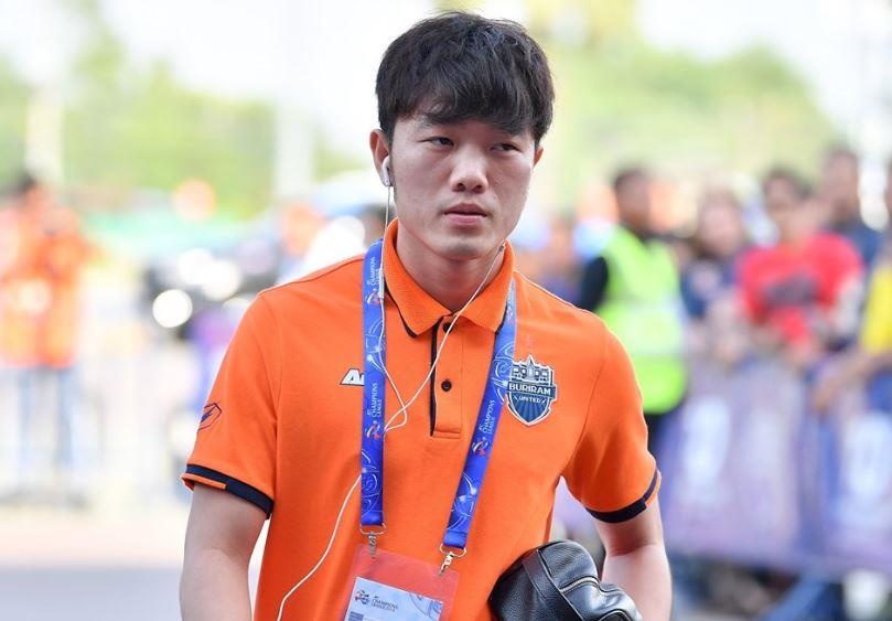 Xuan Truong ra san trong ngay Buriram chia tay AFC Champions League hinh anh