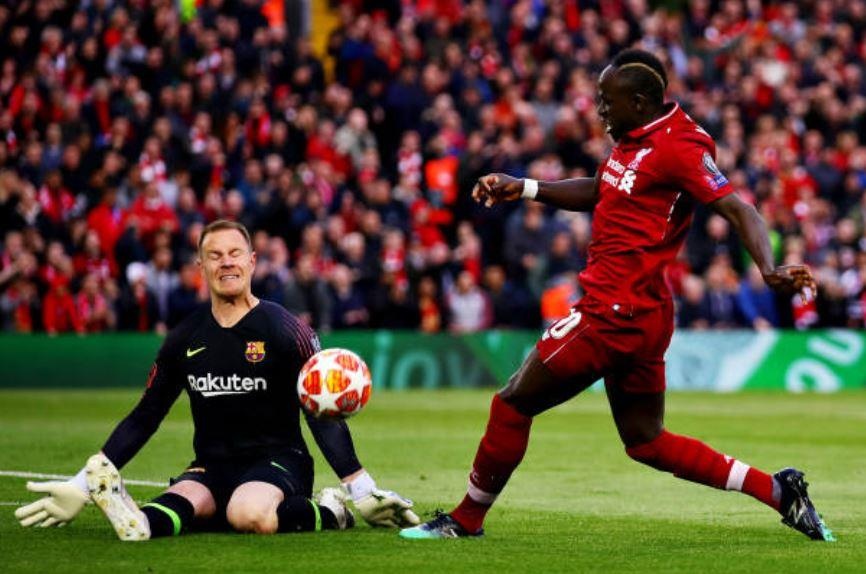 Cham diem Liverpool 4-0 Barca anh 9