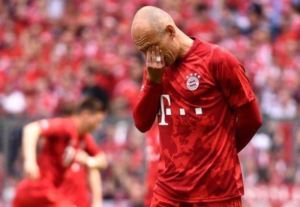 Robben va Ribery khoc trong lan cuoi khoac ao Bayern Munich hinh anh