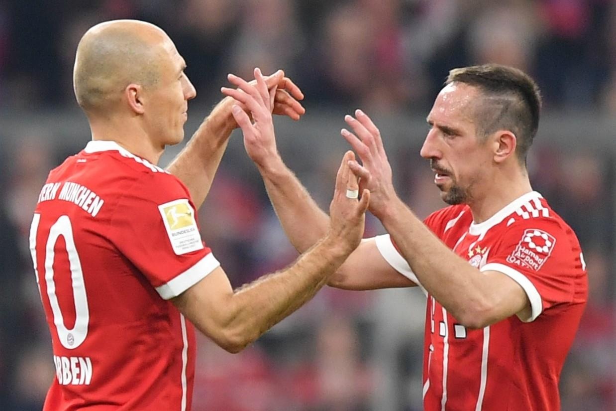Highlights Bundesliga: Bayern Munich 5-1 Frankfurt hinh anh