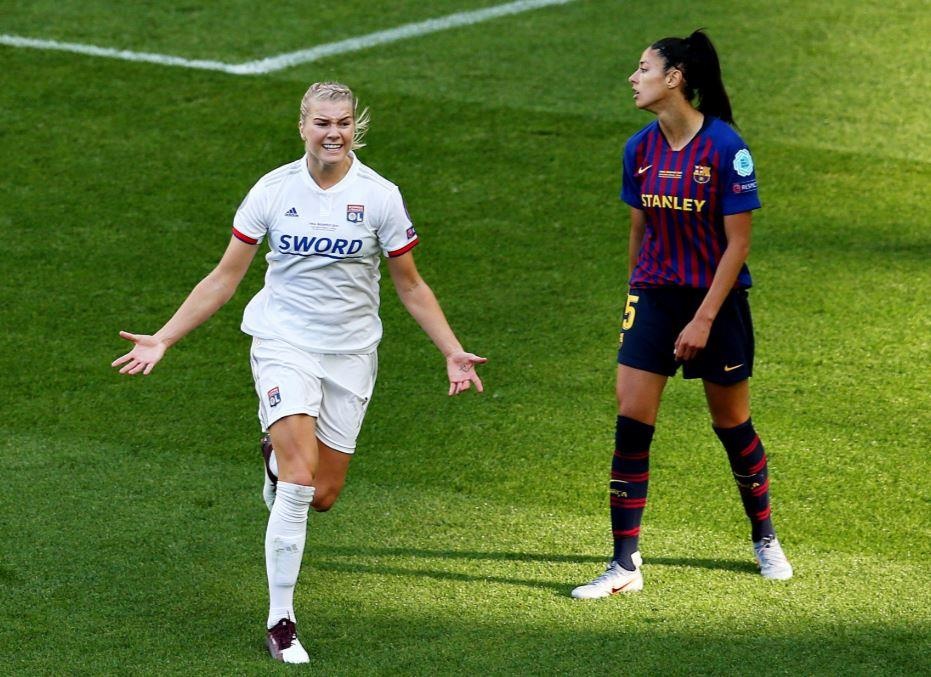 Lyon vo dich Champions League 4 nam lien tiep anh 2