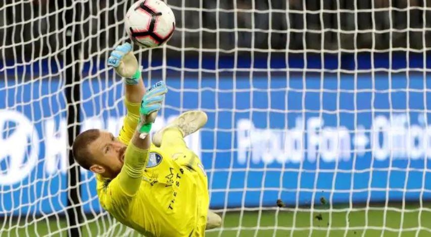 Thu mon giup doi nha vo dich sau man bat luan luu hai huoc hinh anh