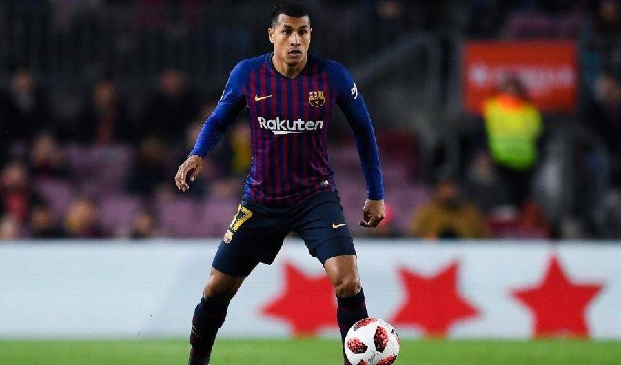 Barca ban 9 cau thu anh 2