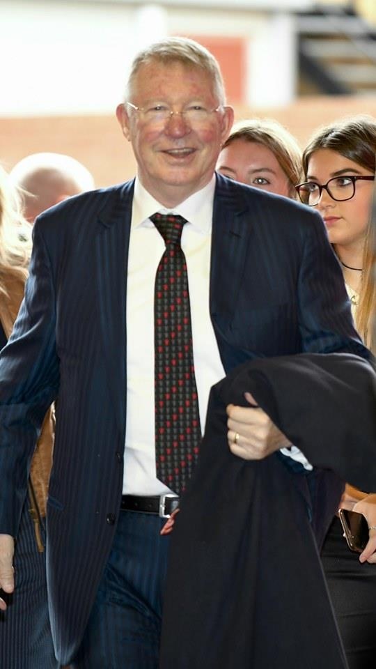 huyền thoại MU ăn ba lịch sử ảnh 2 huyen thoai MU an ba lich su anh 2