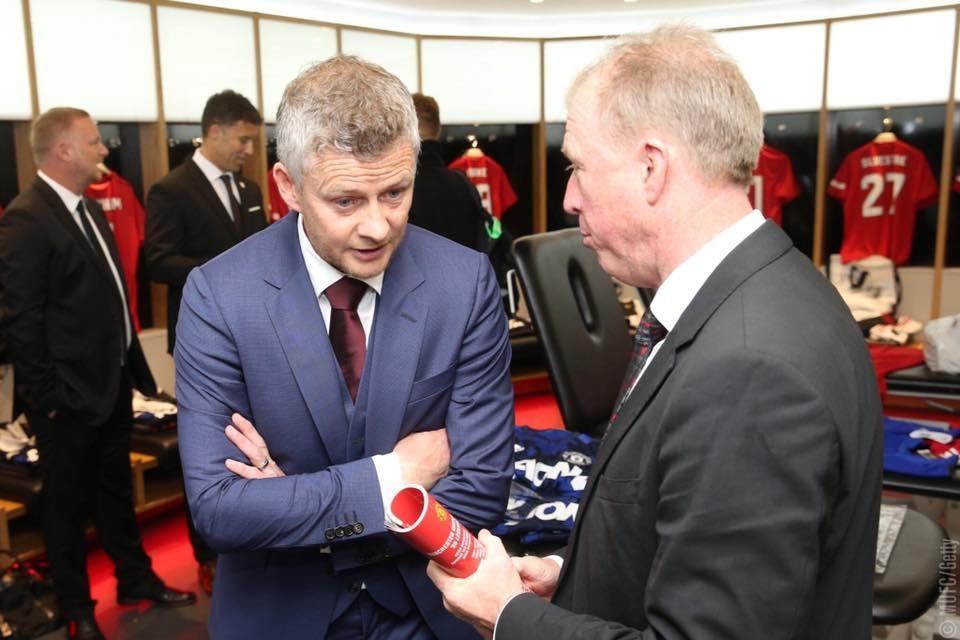 huyền thoại MU ăn ba lịch sử ảnh 10 huyen thoai MU an ba lich su anh 10