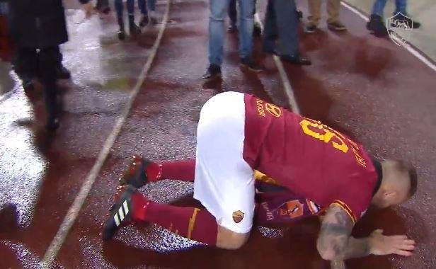 De Rossi chia tay Roma anh 4