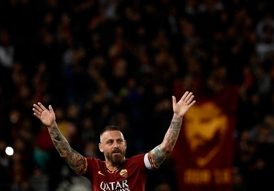 De Rossi chia tay Roma anh 3