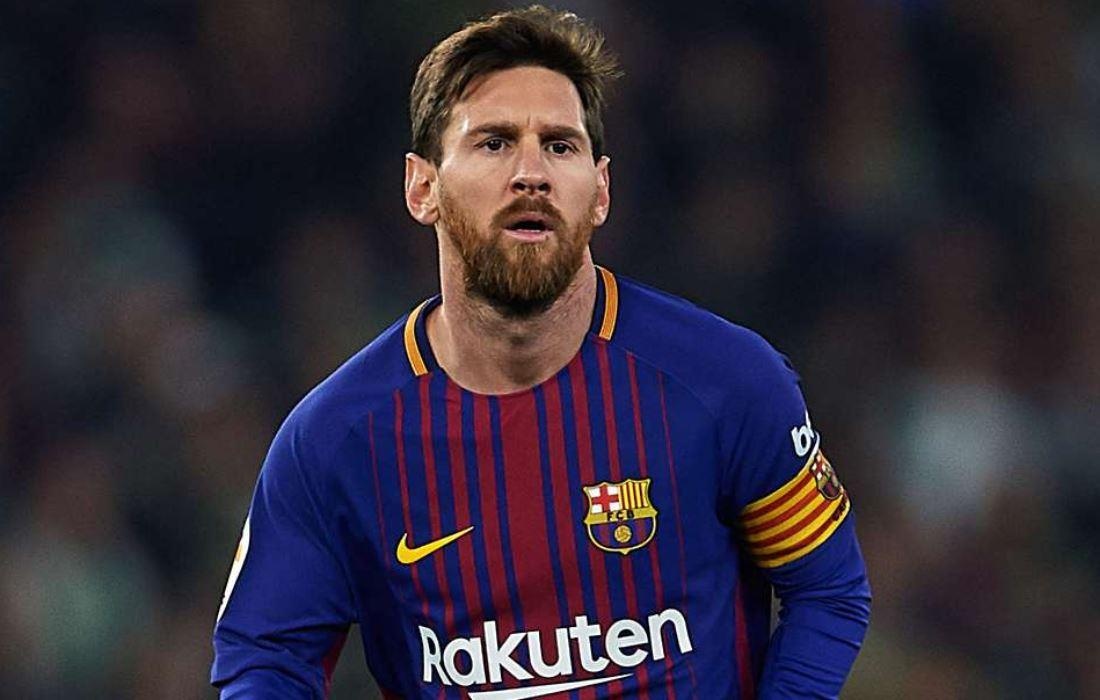 Messi cam bong nhieu hon ca doi Valencia o chung ket cup nha Vua hinh anh