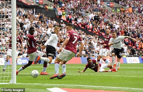 truc tiep play-off thang hang Premier League anh 2