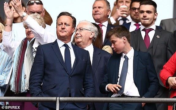 tran cau dat nhat hanh tinh anh 6