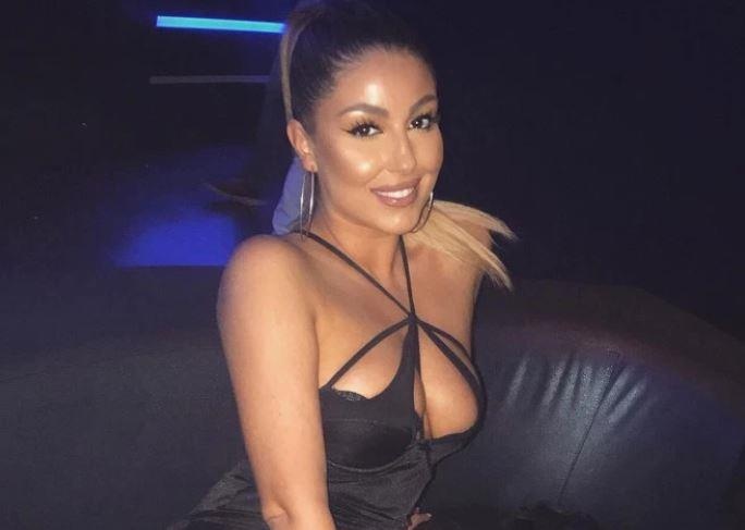 Sao Man City bo ban gai thoi tho au de hen ho nguoi mau hinh anh