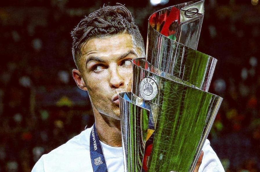 Ronaldo tao thong ke chua tung co sau chuc vo dich Nations League hinh anh