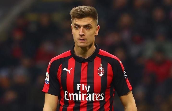 Milan bi cap du cup chau Au anh 1