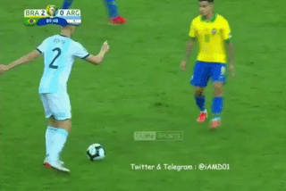 Coutinho be mat sau pha dao chan cua hau ve Argentina hinh anh