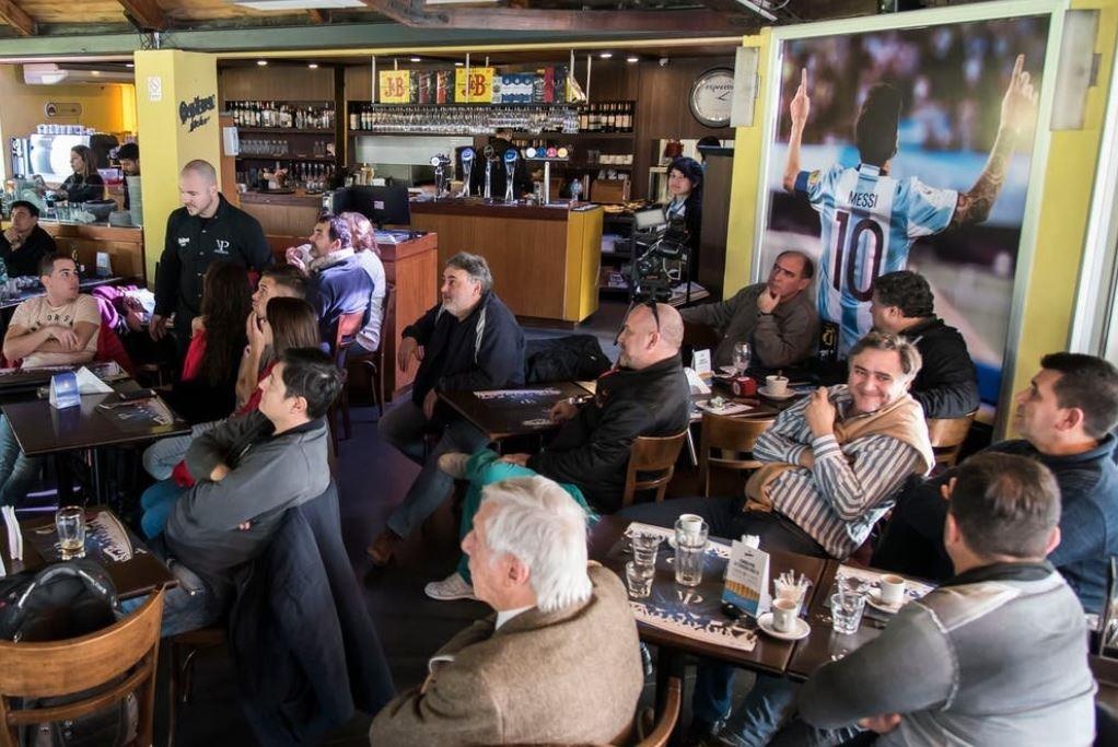 Messi lam tu thien anh 1