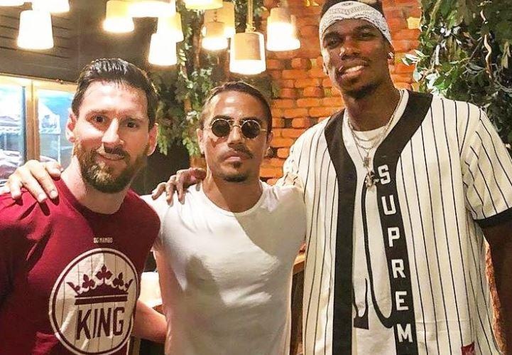 Nha hang cua Messi phat thuc an cho nguoi vo gia cu hinh anh