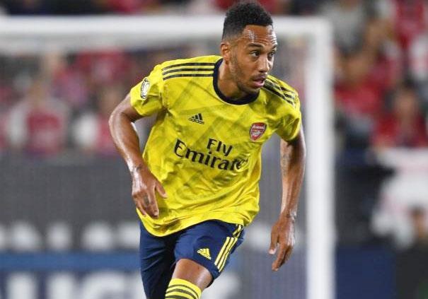 Sao tre toa sang giup Arsenal danh bai Bayern Munich hinh anh